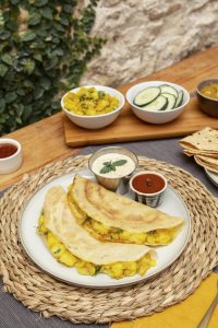 one plate masala dosa & chatni with salad